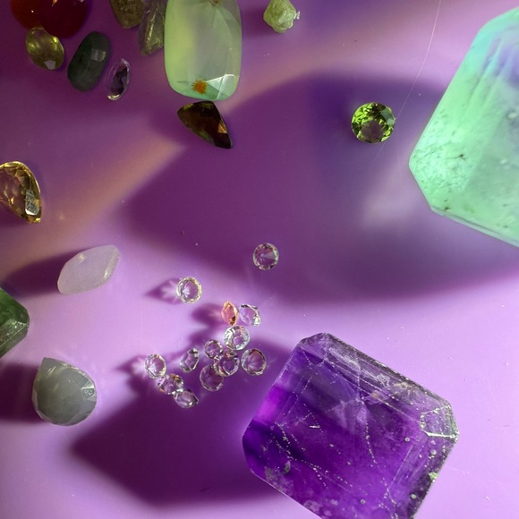 Assorted Gemstones Collection - Picture 9 of 15